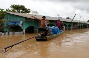 CHEIA - Calamidade no vizinho Acre deixa mais de 6 mil desabrigados e alaga cidades