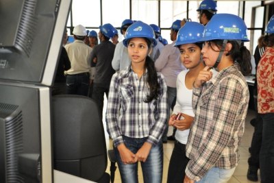 Estudantes de engenharia elétrica do Acre visitam UHE Jirau