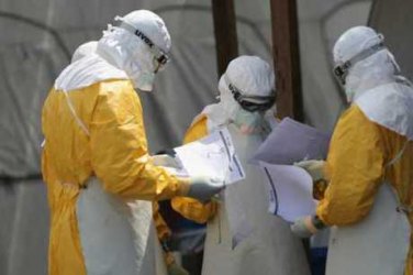 Mortos por ebola chegam a quase 5 mil, mas número real pode estar perto de 15 mil