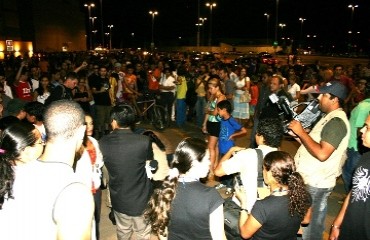 DESABAMENTO - Porto Velho Shopping se encontra isolado e Corpo de Bombeiros vistoria área de acidente - Confira fotos