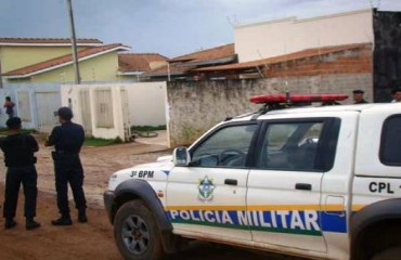 Quadrilha barbariza e faz arrastão em borracharia e posto de gasolina na BR perto de Candeias