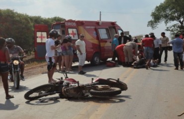 JARU - Motorista supostamente embriagado provoca acidente na BR 364