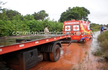 PIMENTA BUENO - UR do Corpo de Bombeiros vai socorrer e acaba sendo socorrida