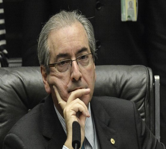 Moro aceita denúncia e Cunha vira réu na Lava Jato