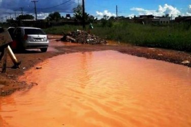 Moradores de bairros na Capital pedem socorro para ruas intrafegáveis – VÍDEO E FOTOS