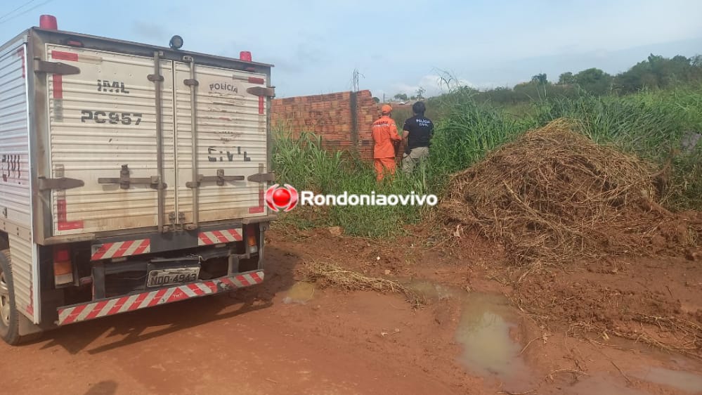 VÍDEO: Homicídios faz buscas após denúncia de corpo desovado em terreno