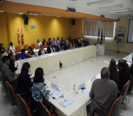 Conselho reúne membros em prol da educação