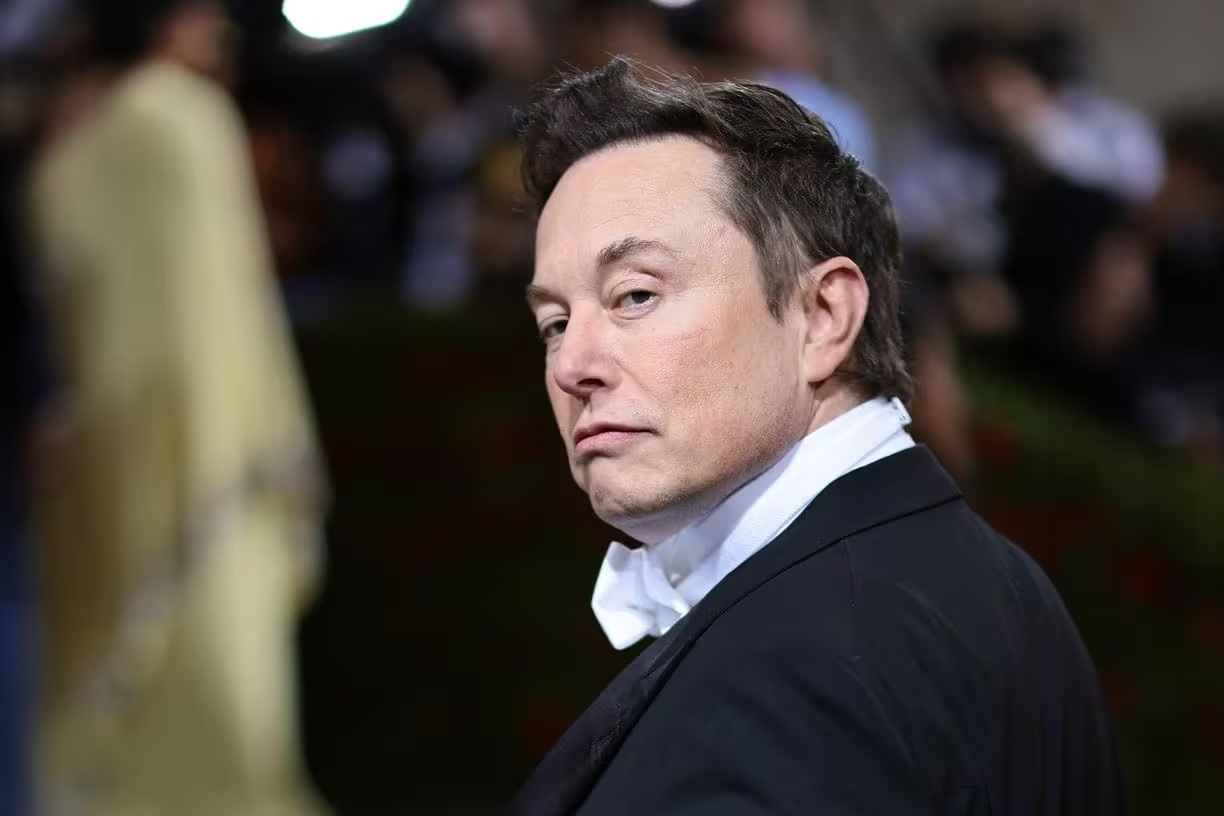 CINEMA: O diretor oscarizado que vai dissecar Elon Musk em documentário
