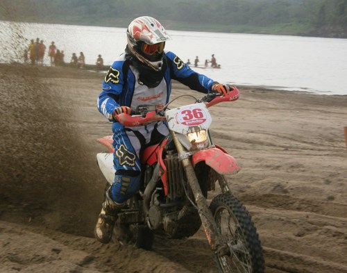 Cross Country na praias do Madeira com mais de 40 pilotos