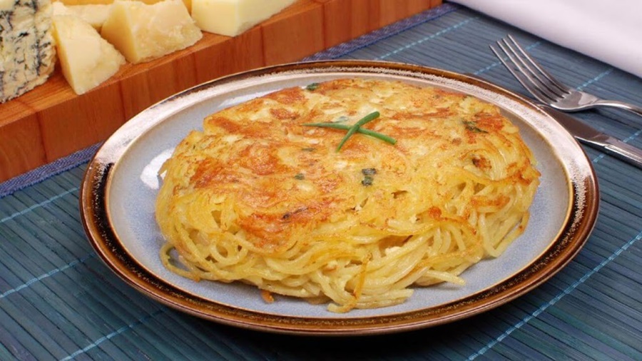 SABOR: Aprenda a receita de fritada de espaguete aos 4 queijos