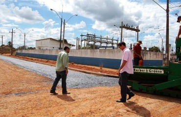 Asfalto agrada à população de Alto Paraíso