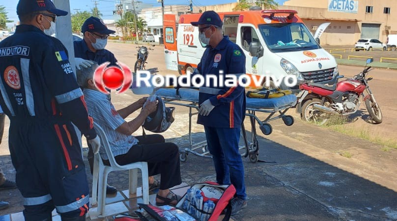 LESÕES: Idoso em moto é fechado no trânsito e colide em carro parado