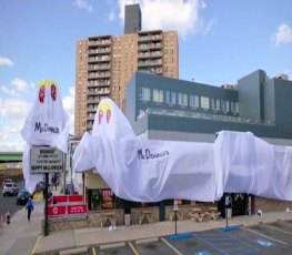 HALLOWEEN: Burger King se fantasia de Mc Donalds para 'assustar' clientes