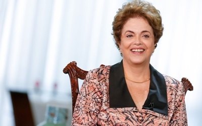 Para Dilma, PT tem de reconhecer erros