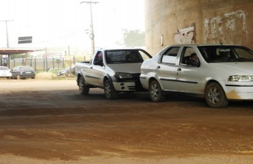 VIADUTOS - Buraqueira causa prejuízos à motoristas, comunidade começa a ficar impaciente com novo prefeito - Fotos