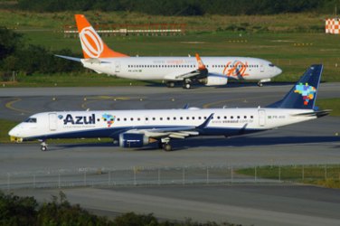 Aviões da Azul e da Gol entram em rota de colisão e passam a 60 metros um do outro