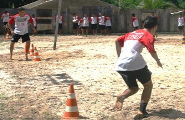 ESTADUAL 2009 - Jogadores do Shallon suam a camisa em busca da forma ideal e diretoria aguarda reforços