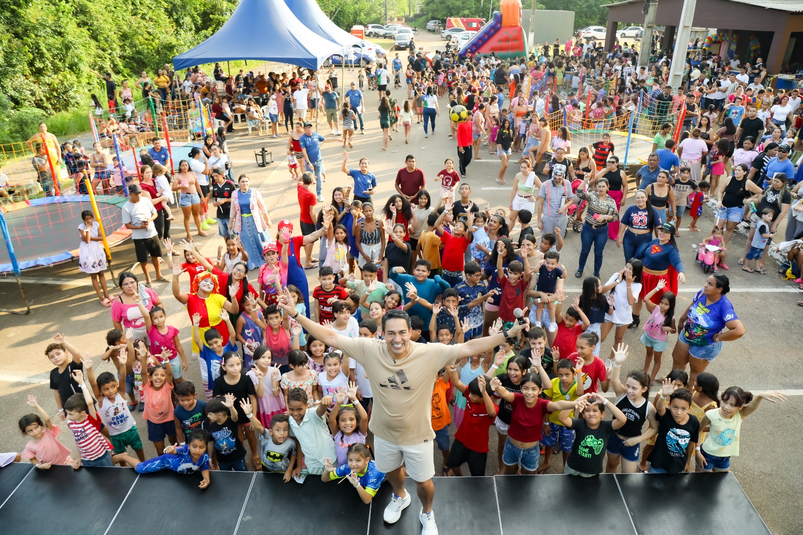 EYDER BRASIL: Deputado promove “Um Sonho de Natal” no Residencial Morar Melhor