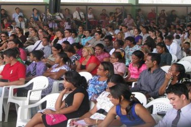 Congresso das Testemunhas de Jeová vai até domingo (31)