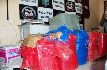 CANDIRÚ – DENARC deflagra operação e prende quadrilha com mais de 200 kg de maconha

