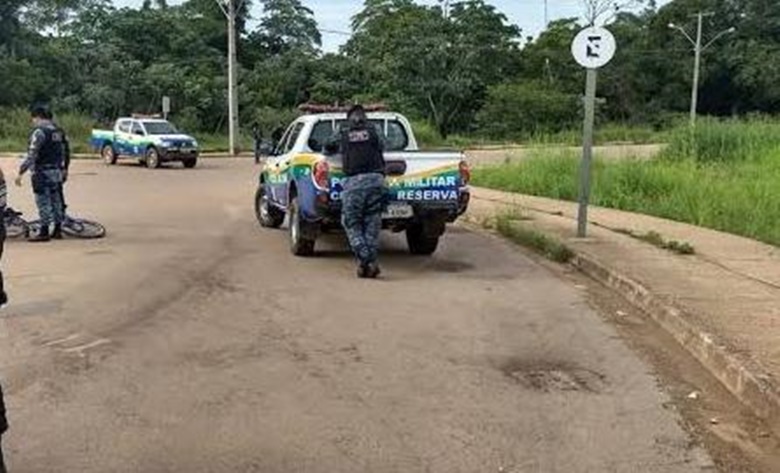 TRÁFICO NO ORGULHO: Homicida tenta fugir da polícia, mas é preso com maconha e cocaína