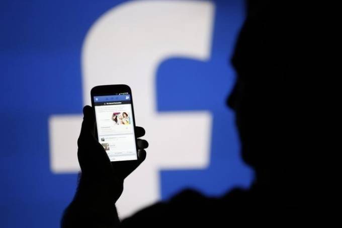 PRIVACIDADE: Mulher é espancada após negar senha de Facebook para marido