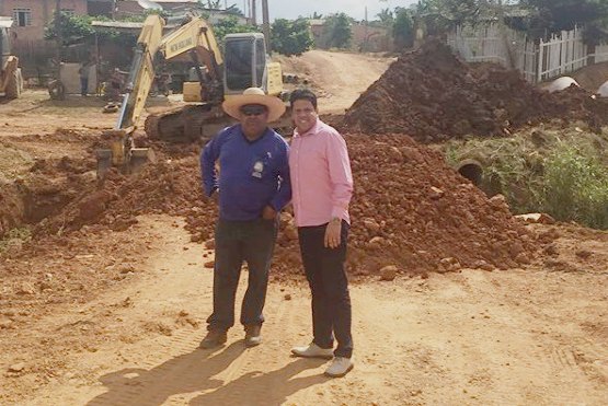 Vereador Jair Montes acompanha obras em bairro de Porto Velho