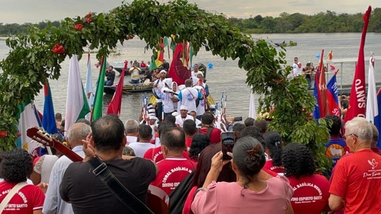 TRADIÇÃO: Depois de quase 130 anos,  Romaria do Divino do Guaporé chega a Porto Velho pela primeira vez