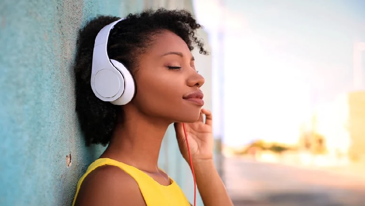 COMPORTAMENTO: Mundo Novo realiza pesquisa para saber o quanto a música impacta a vida das pessoas