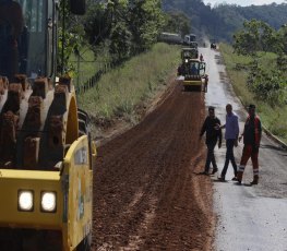 DER trabalha em sete frentes de serviço em restaurações de rodovias