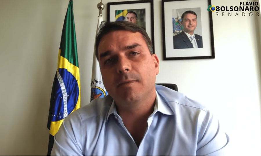 VIAGENS: Eduardo e Fábio Bolsonaro pedem cidadania italiana nesta terça (08)