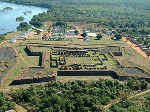 TURISMO: Excursão ao Real Forte Príncipe da Beira em Costa Marques