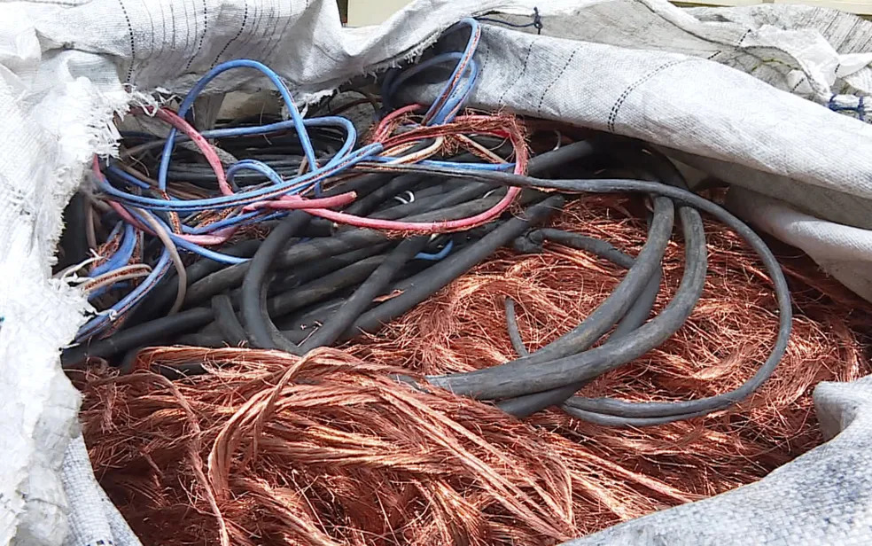 FIOS ROUBADOS: Venda de sucata vira alvo de nova lei estadual e punições mais rigorosas