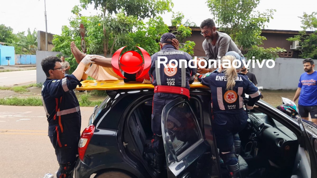 URGENTE: Motociclista vai parar em cima de carro após grave acidente na Pinheiro Machado 