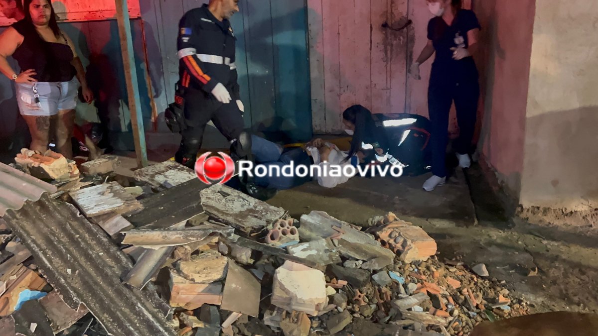 MOTO CB1000: Casal fica em estado grave após passar direto em curva e atingir entulhos