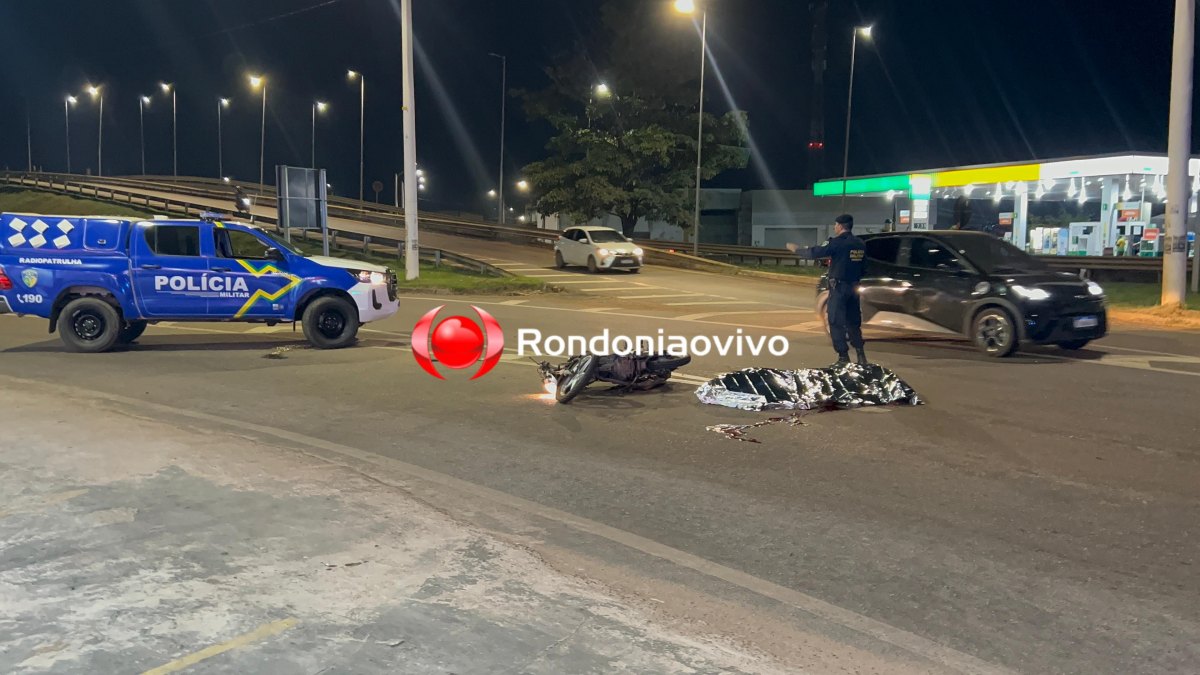 TRAGÉDIA: Motociclista morre atropelado por carreta na descida de viaduto