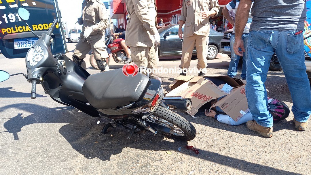 VÍDEO: Mulher fica ferida após ser atingida por caminhonete em semáforo