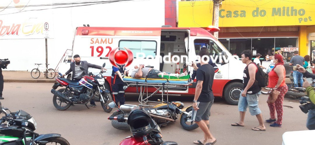 NA JATUARANA: Motociclista sai de estacionamento e provoca grave acidente