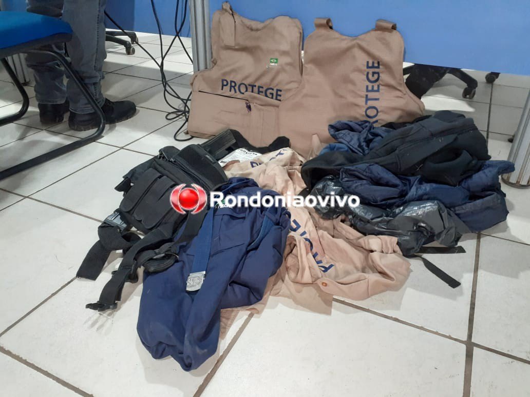 PORTO MADERO: Apenados são flagrados com coletes e fardas roubados de vigilantes em condomínio