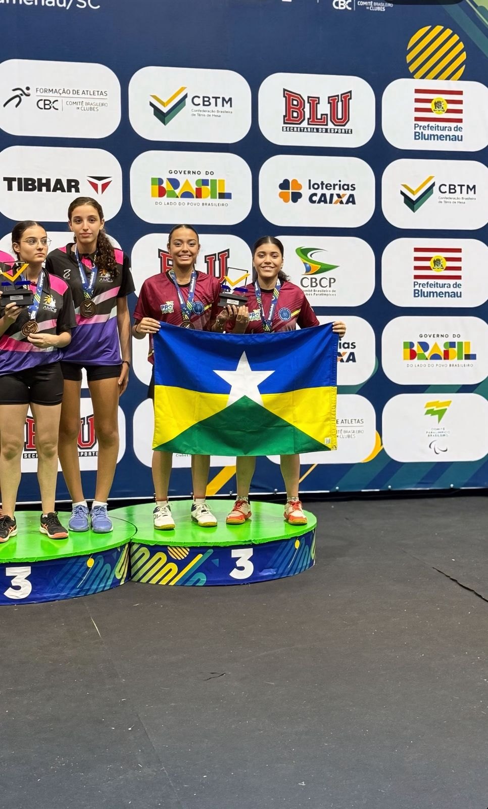 MENINAS DE RONDÔNIA: Pietra e Letícia Tagino brilham no Campeonato Brasileiro de Tênis de Mesa