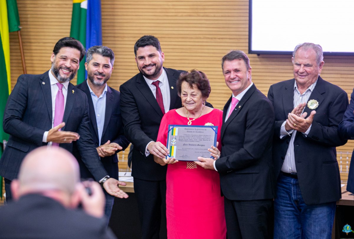 MÉRITO DE PIONEIRISMO: Eucatur e as diretoras Ana e Nair Gurgacz recebem homenagens em Rondônia