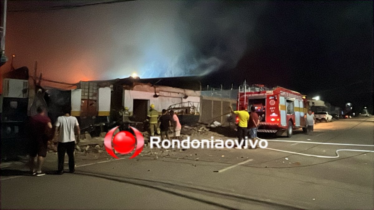 URGENTE: Oficina de motos é destruída por incêndio no Centro