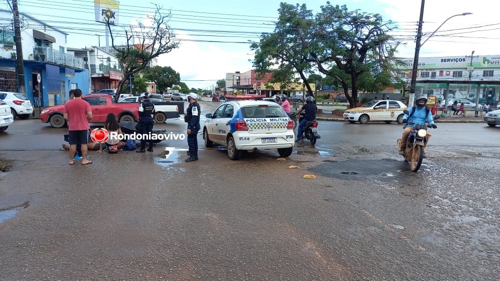 VÍDEO: Tia e sobrinha ficam feridas após acidente entre moto e caminhonete