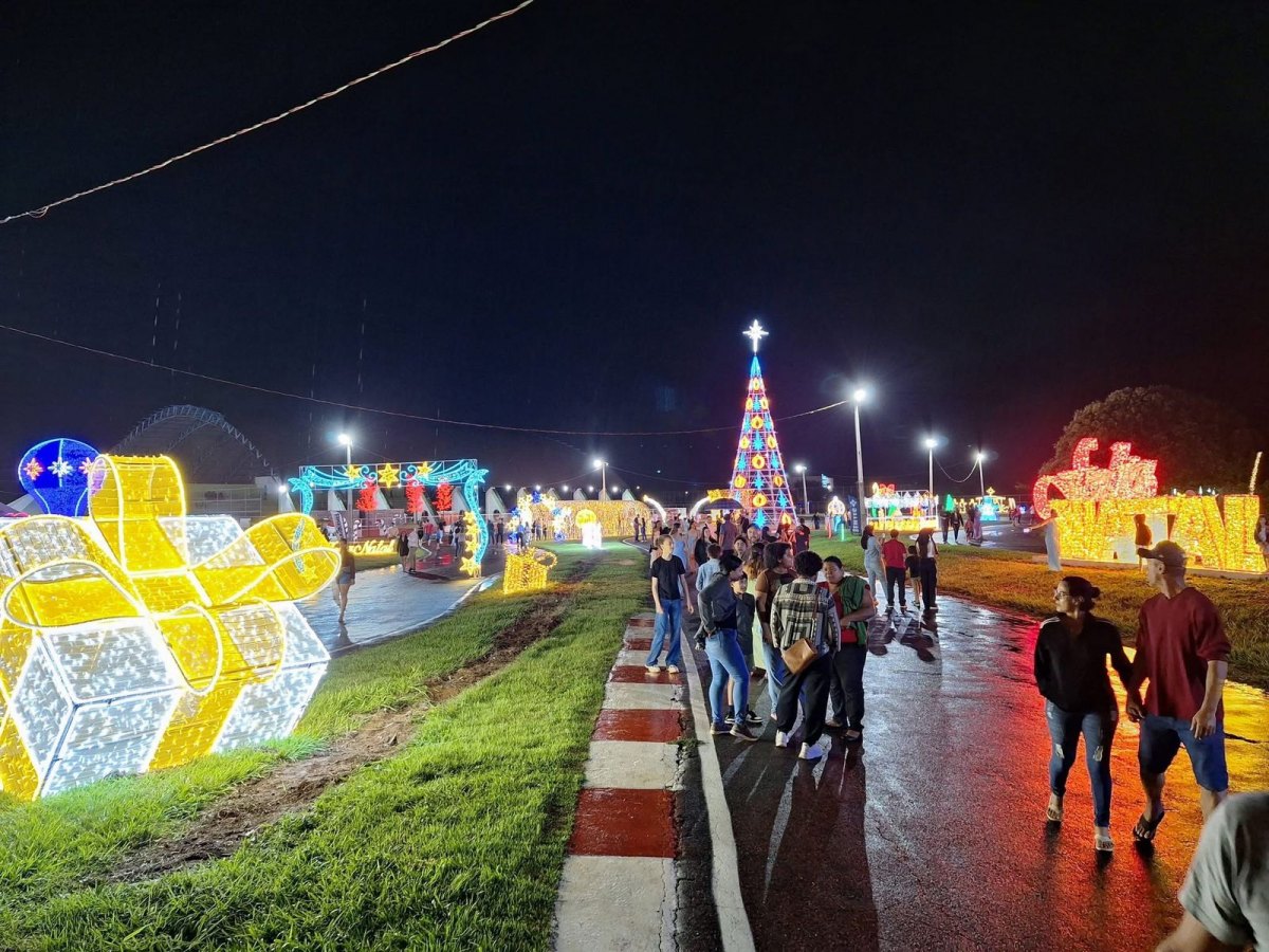 ALEX REDANO: Deputado prestigia entrega da Vila Encantada em Ariquemes
