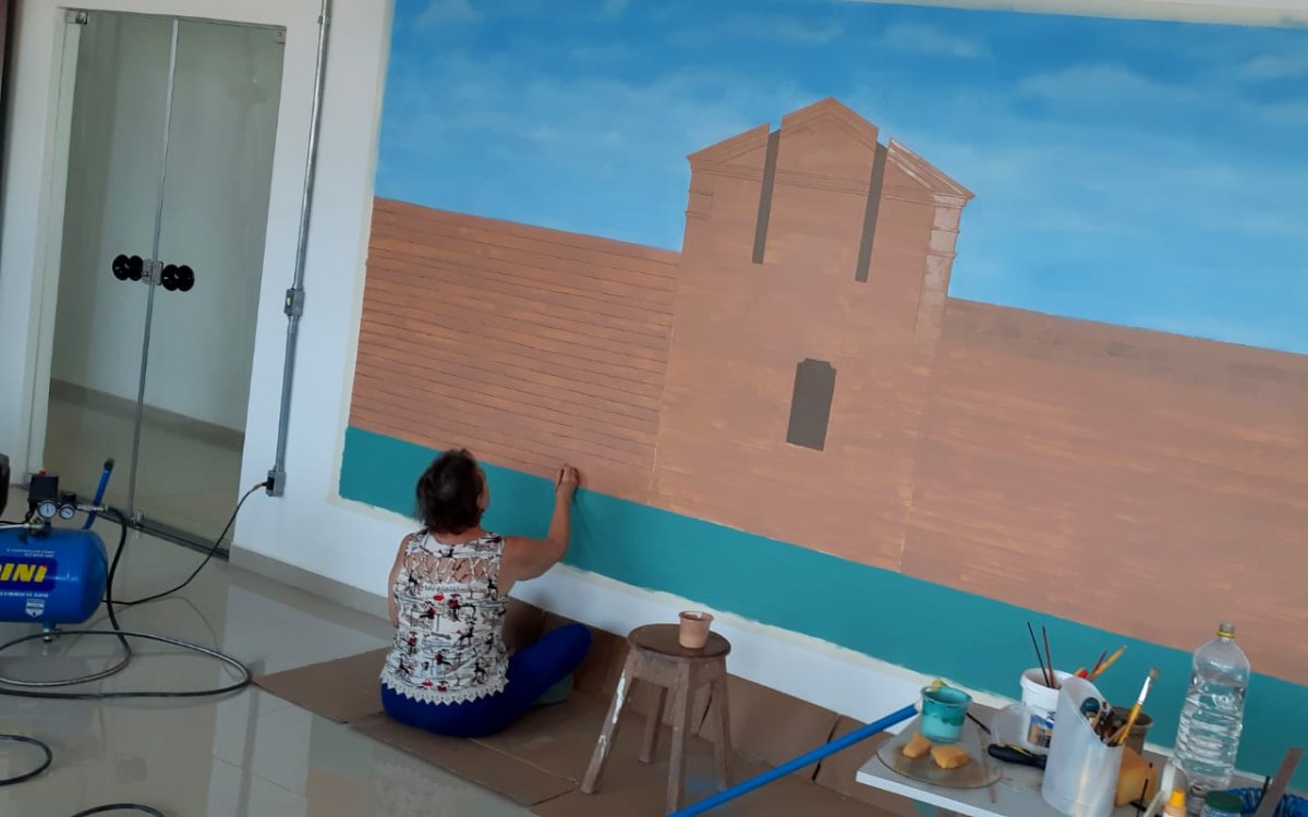 HOMENAGEM: Artistas visuais pintam painel do Forte Príncipe da Beira na 17ª Brigada