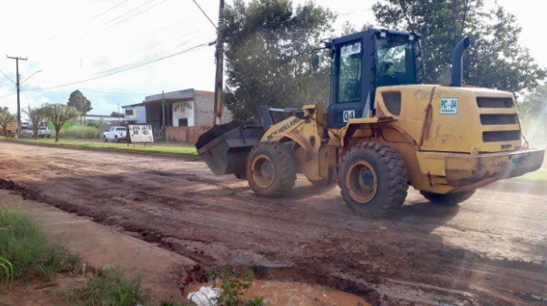 PONTA DO ABUNÃ: Distritos recebem pavimentação após pedido de Márcio Pacele