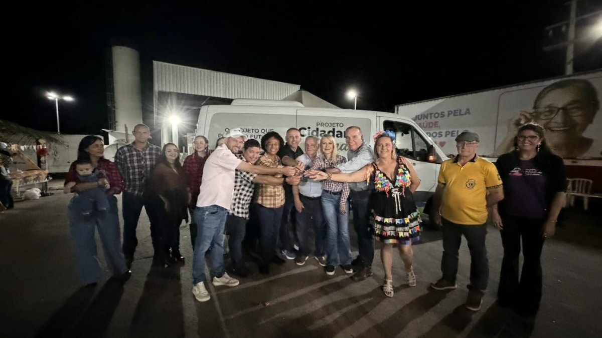 SÍLVIA CRISTINA: Deputada assegura van para o transporte de pacientes no Hospital de Amor