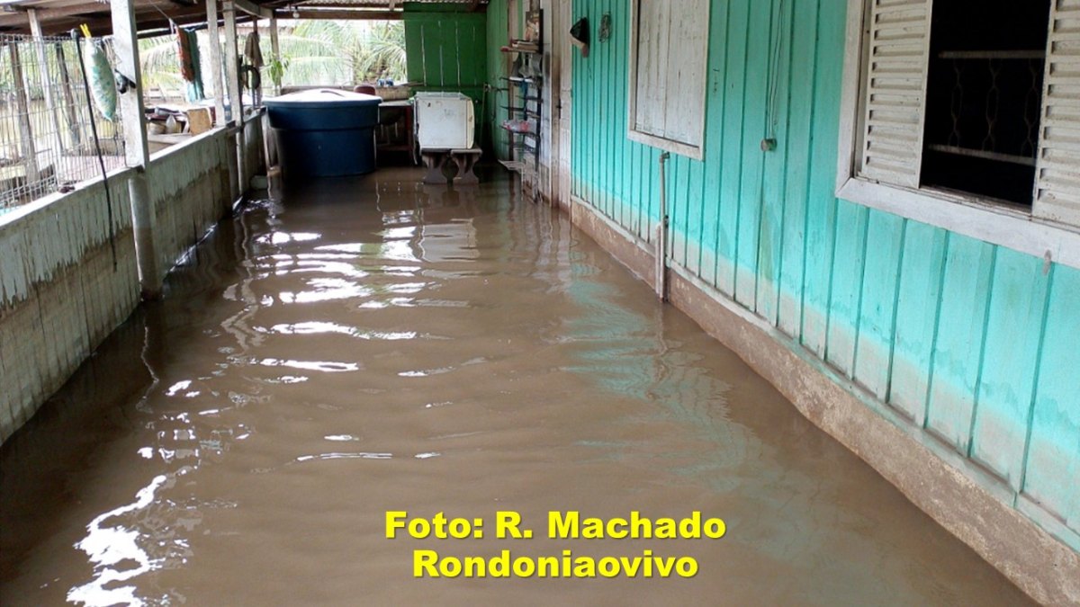 RECOMEÇO DIFICIL: O desafio agora no Baixo Madeira é vencer o lamaçal