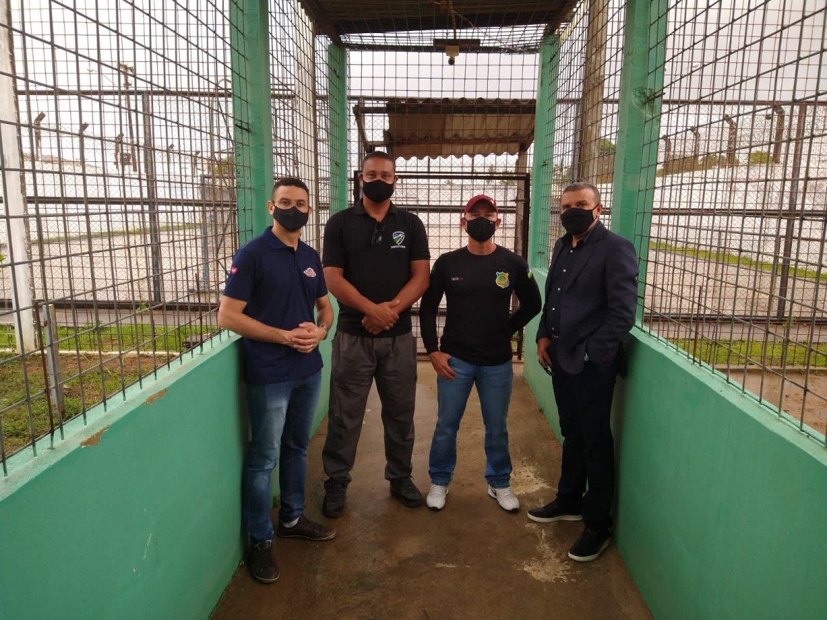 ACOMPANHAMENTO: Deputado Alex Silva visita unidade socioeducativa em Porto Velho 