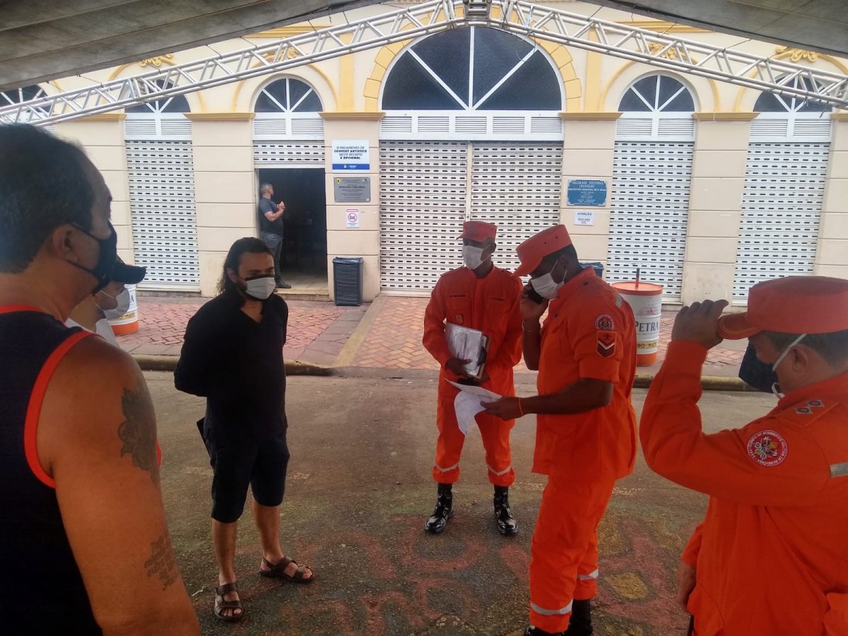 SOSSEGO: PM e força tarefa fecham e interditam vários estabelecimentos em Porto Velho 